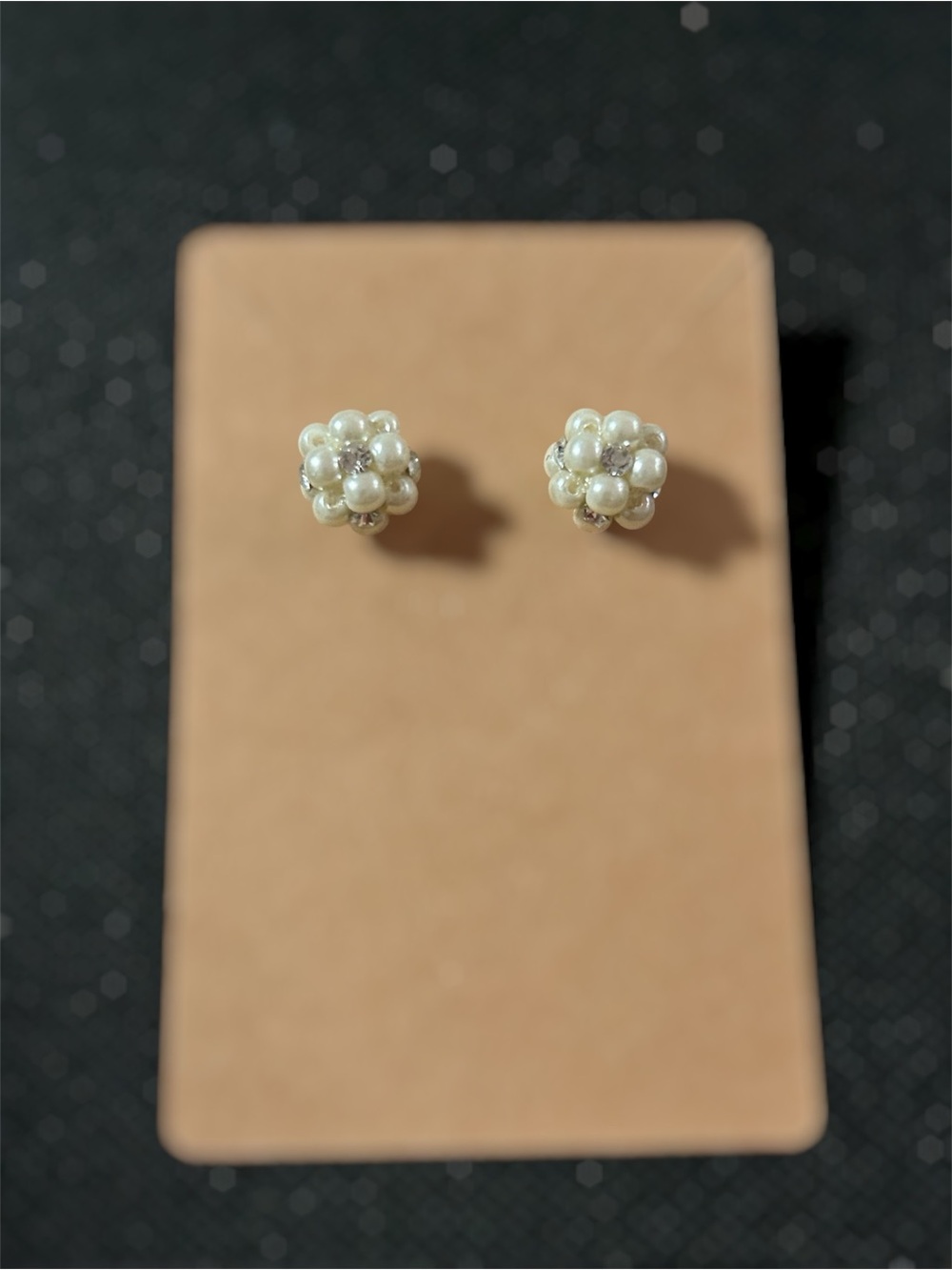 White Imitation Pearl Cluster Retro Stud Earrings - Unbranded